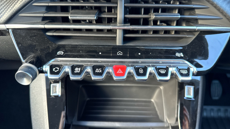 Peugeot 208 1.2 PureTech 100 Style 5dr Petrol Hatchback